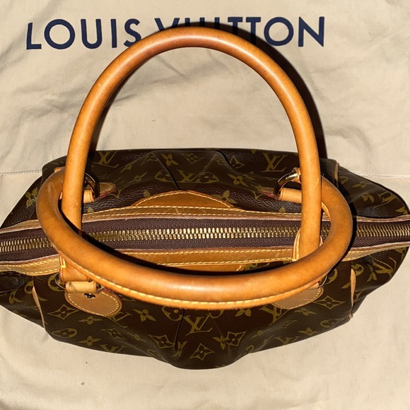 SOLD!💎Authentic 💎Louis Vuitton Monogram Tivoli PM💎Classic! - Picture 6 of 10
